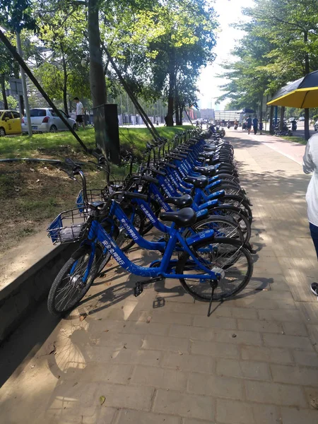 Zhongshan Guangdong China October 2018 Didi Shared Bikes Side Road — Stock Photo, Image