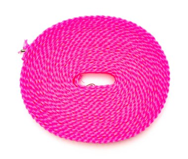 üstten görünüm kırmızı plastik clothesline üzerinde beyaz