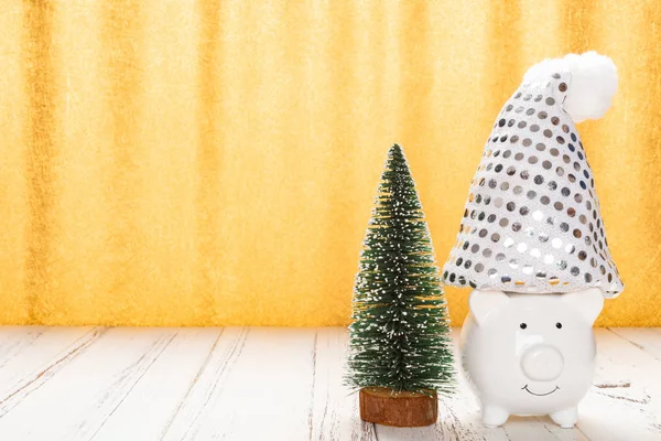 Alcancía Con Árbol Navidad Sombrero Santa Claus — Foto de Stock