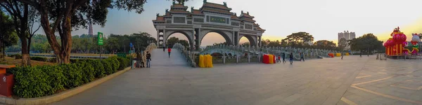 Foshan Guangdong China Jan 2019 Wide Angle View Chinese Park — Stock Photo, Image