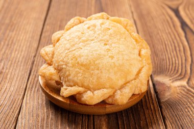 yan görünümü Çin Yeni Yılı için tam dolu bir çanta gibi tatlı kızarmış köfte