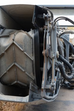 büyük bir makinenin parçası