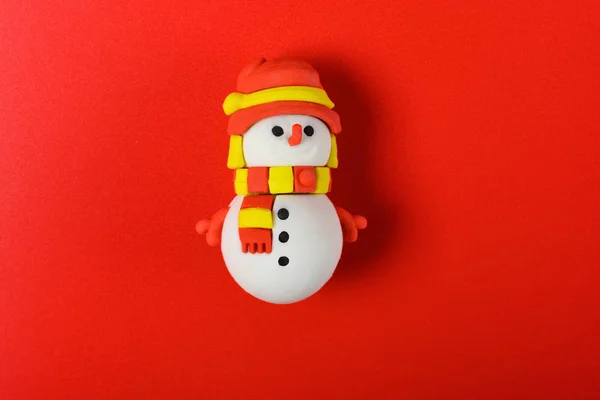 Рождественская Декоративная Кукла Снеговика Красном Фоне — стоковое фото