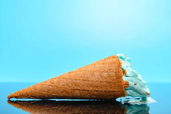 Salted Caramel Flavor Ice Cream Cone Couple Bites Glass — Stock Photo, Image