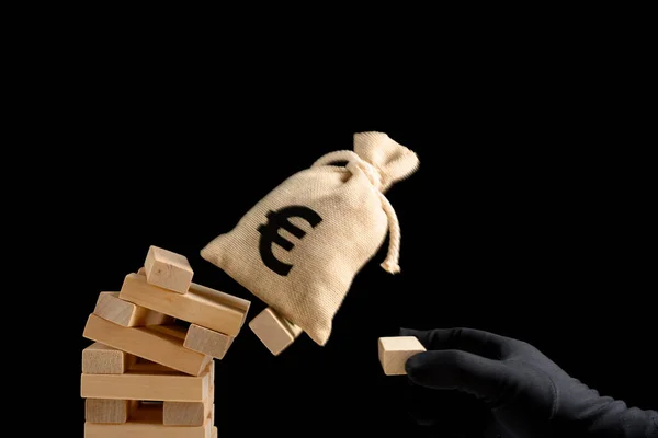 Mão Com Luva Preta Danificando Fundação Saco Dinheiro Euro Cair — Fotografia de Stock