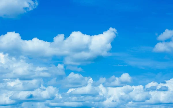 Modrá Obloha Mrak Modré Abstraktní Pozadí Slunce Obloha — Stock fotografie