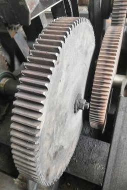 Dişli ile endüstriyel tahrik mekanizması