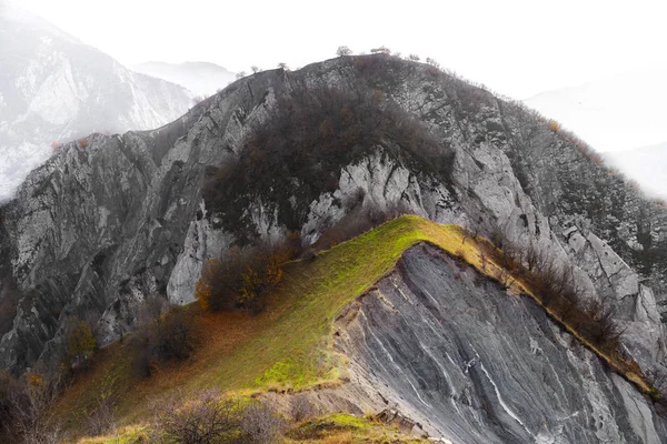 Altın Dağı. Khinaluq. Xinalig 