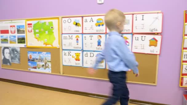 Boy in a Polish kindergarten — Stock Video