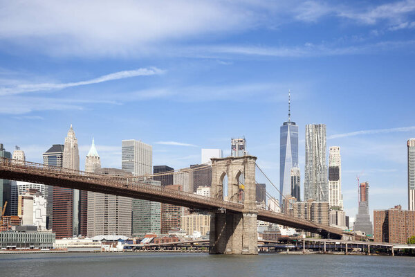 Brooklyn bridge from Brooklyn side