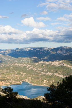 İspanya, Teruel 'deki Pena Reservoir Panoraması