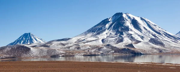 Panorama Laguna Miscanti — Zdjęcie stockowe