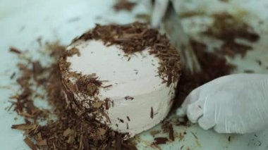 Çikolatalı kek - pasta süsleme hazırlanması