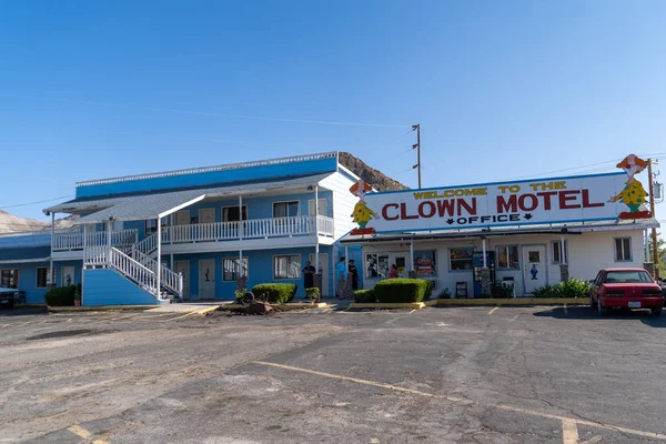 Lipca 2018 Tonopah Nevadzie Znak Clown Motel Tonopah Nevadzie Jest — Zdjęcie stockowe