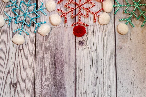 Pom Pom Fio Flocos Neve Tecido Cores Brancas Vermelhas Teais — Fotografia de Stock