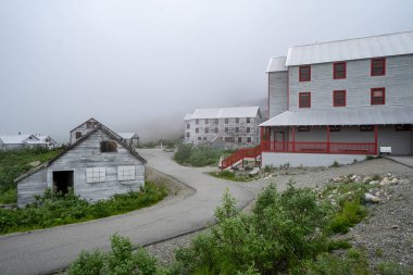 Bağımsızlık benim Palmer Alaska Hatcher Pass boyunca son derece sisli görünümü. Bir hayalet şehir olarak kabul