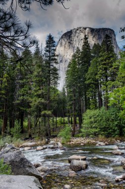 El Capitan at Yosemite National Park clipart