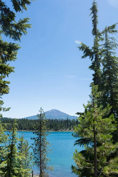 Lávové Jezero Podél Kaskády Jezer Vyhlídková Cesta Poblíž Bend Oregon — Stock fotografie