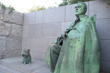 15 Aralık 2017 - Washington, Dc: Franklin Delano Roosevelt Anıtı Washington Dc'de köpekli