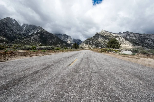 Camino Que Conduce Portal Whitney Lone Pine California — Foto de Stock