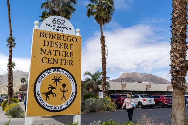 Borrego springs, Kalifornien - 21. März 2019: Zeichen für die borre — Stockfoto