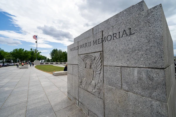 Washington, DC - May 10, 2019: Sign for the World War II memoria — Stock Photo, Image