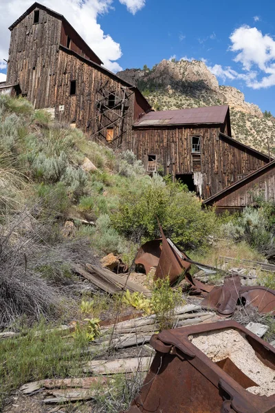 Verlaten mijnbouw molen in het spookstadje Idaho van Bayhorse — Stockfoto