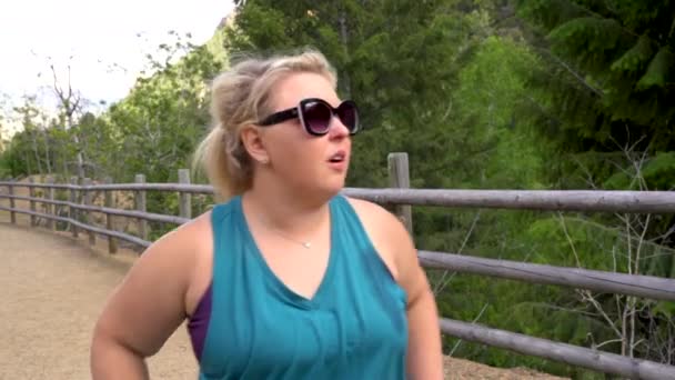 Cute Blonde Woman Wearing Tank Top Pants Sweats Intense Workout — Stock Video