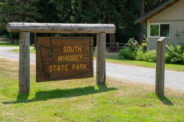 Freeland, Washington-6 Temmuz 2019: Güney Whidbey stat için Imzala