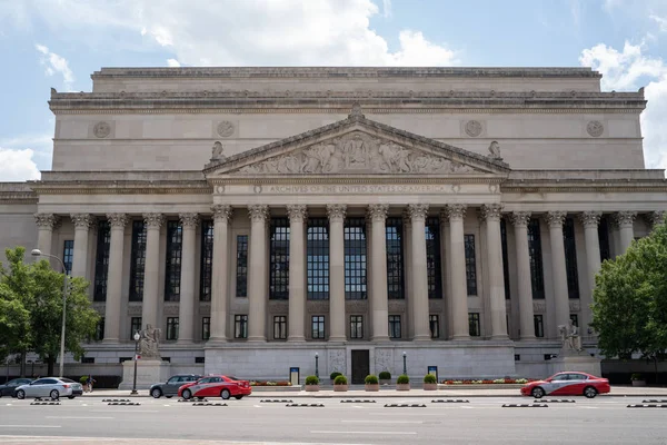 Washington, DC - 5 août 2019 : Extérieur des Archives des — Photo