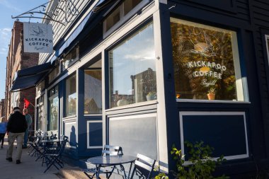 Bayfield, Wisconsin - 19 Ekim 2019: Kickapoo Coffee, yerel