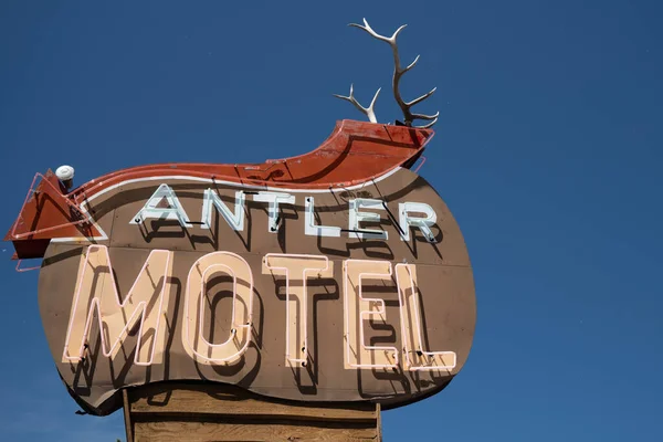 Jackson Wyoming Juni 2020 Skylt Mot Antler Motel Beläget Centrala — Stockfoto