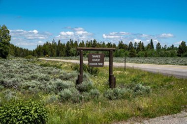 Grand Teton Ulusal Parkı Snake River Overlook 'da görüldüğü gibi.