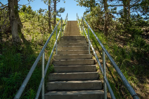그랜드 공원에 수처의 지역으로 내려가는 계단들 — 스톡 사진