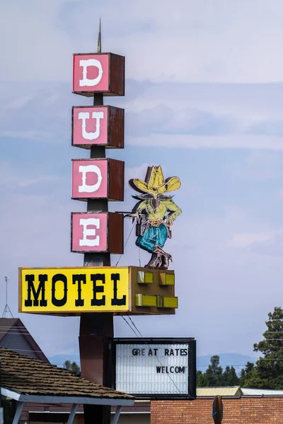 West Yellowstone Montana September 2020 Retro Neon Sign Dude Motel — Stock Photo, Image