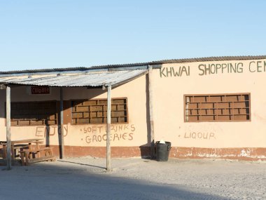 Moremi, Botsvana 21 Mayıs 2018: Oldukça tuhaf bir süpermarket, 21 Mayıs 2018 Moremi, Botsvana