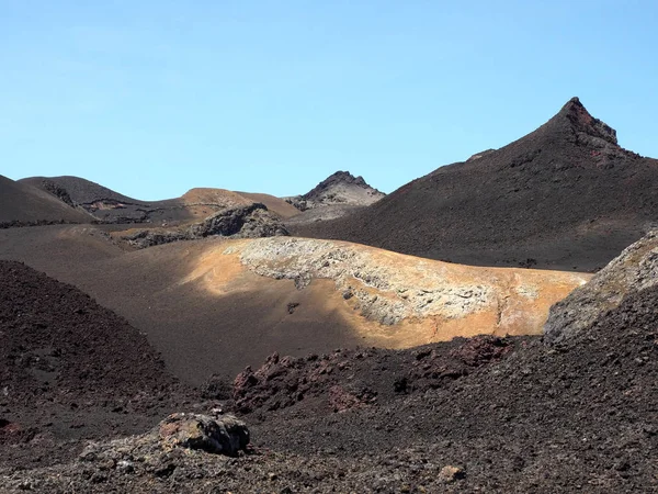 Chico, Isabela Adası, Galapagos, Ekvador renkli vadiler