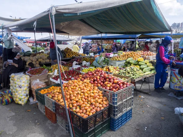 Quito Equador Diciembre 2017 Rica Oferta Frutas Verduras Carnes Mercado — Foto de Stock