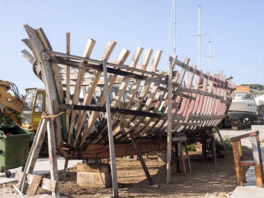 Kuru havuzlar, Hırvatistan eski bir gemi tamiri