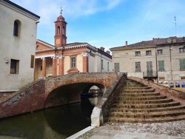 pitoresk kanalları ve köprüler Comancino, İtalya          