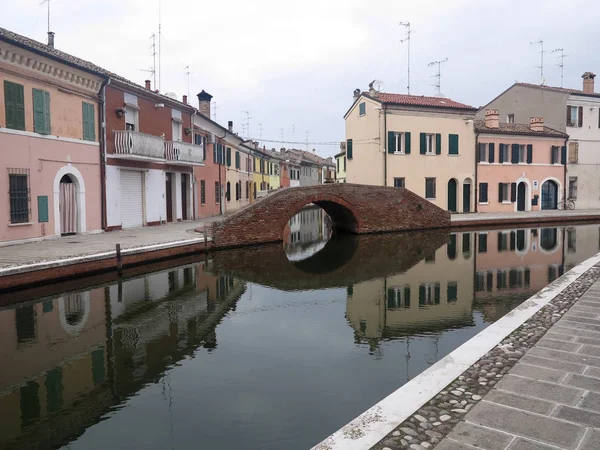 Bevaarbare Kanalen Stad Centrum Comancino Italië — Stockfoto