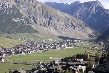 Görünüm Vadisi'nin, Livigno, İtalya