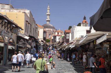 Rohdes, Geece Haziran 11.2013 meşgul sokakları, 11 Haziran 2013, Rhodes, Yunanistan