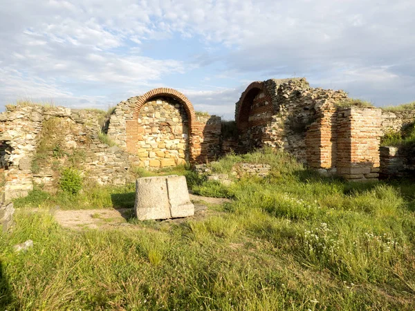 Önemli bir arkeolojik site, Romanya yı kaledir