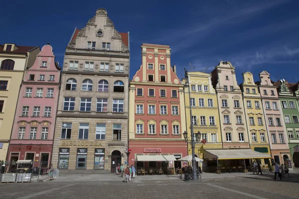 Eski şehrin ana kare, Elisabeth Kilisesi, Wroclaw, Polonya