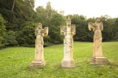 Kuks, Çek Cumhuriyeti - Eylül 21.2015:, Galeri modern heykel kırsal kesimde, Eylül 21.2015 Kuks, Çek Cumhuriyeti