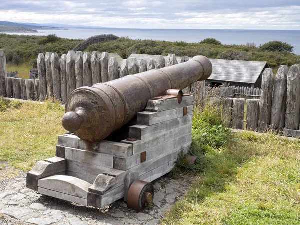 Bulnes toplar, Ford, Patagonia, Şili