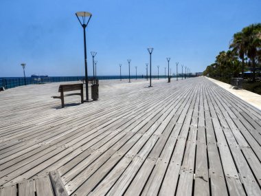 Colonnade deniz, Limasol, Kıbrıs boyunca görünümünü