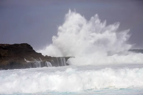 Wellen Turbulenten Meer Der Nähe Der Insel Limbongan Indonesien — Stockfoto