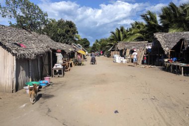  Hayat Nehri Deltası Antainambalana, Madagaskar üzerinde